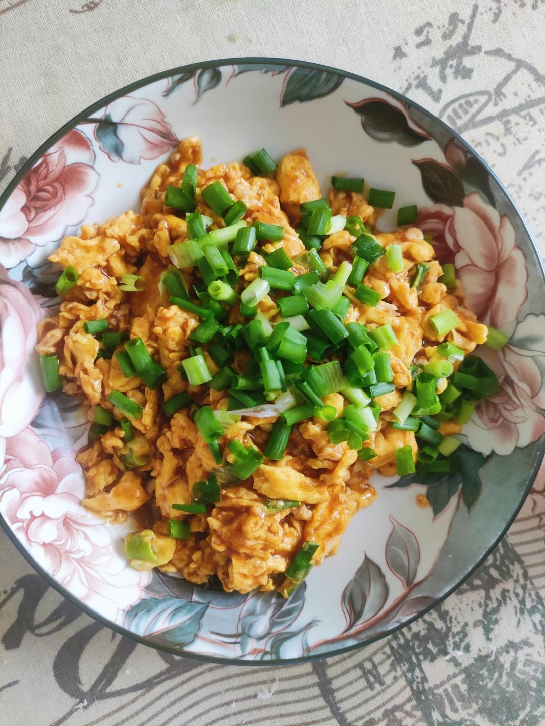 酱汁炒鸡蛋