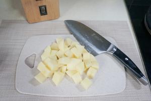 香肠土豆焖饭❗️❗️电饭煲懒人做法的做法 步骤8