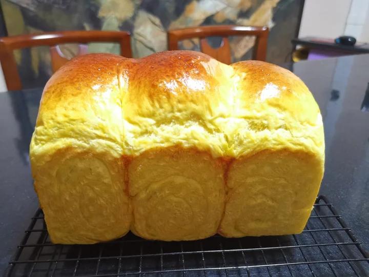金灿灿的南瓜吐司，松软得没话说！