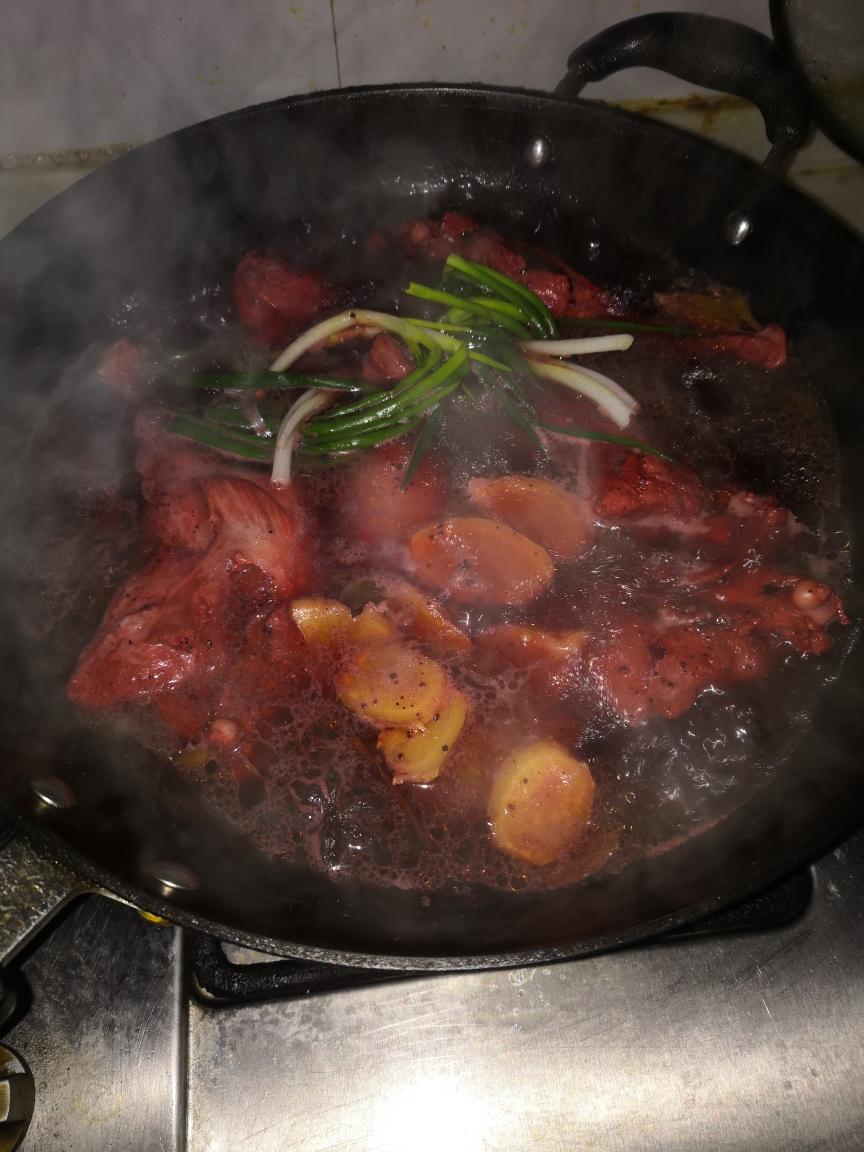 年夜饭的传统卤菜—苏式酱鸭腿的做法 步骤4