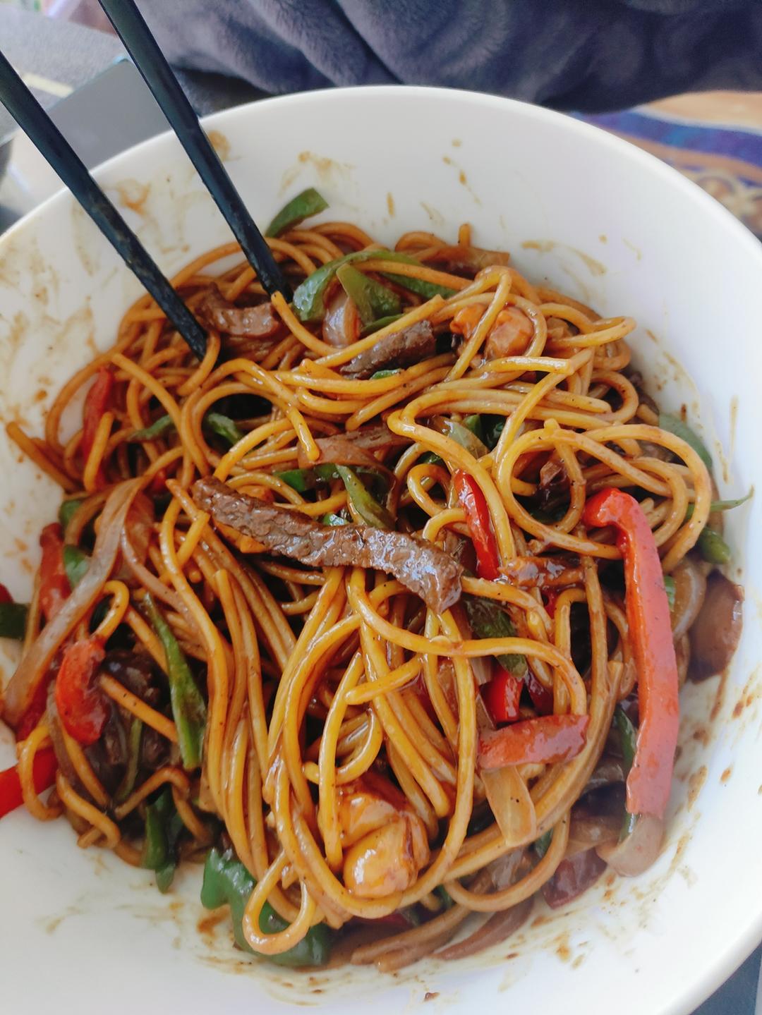 味道不输西餐厅的黑椒牛柳意面