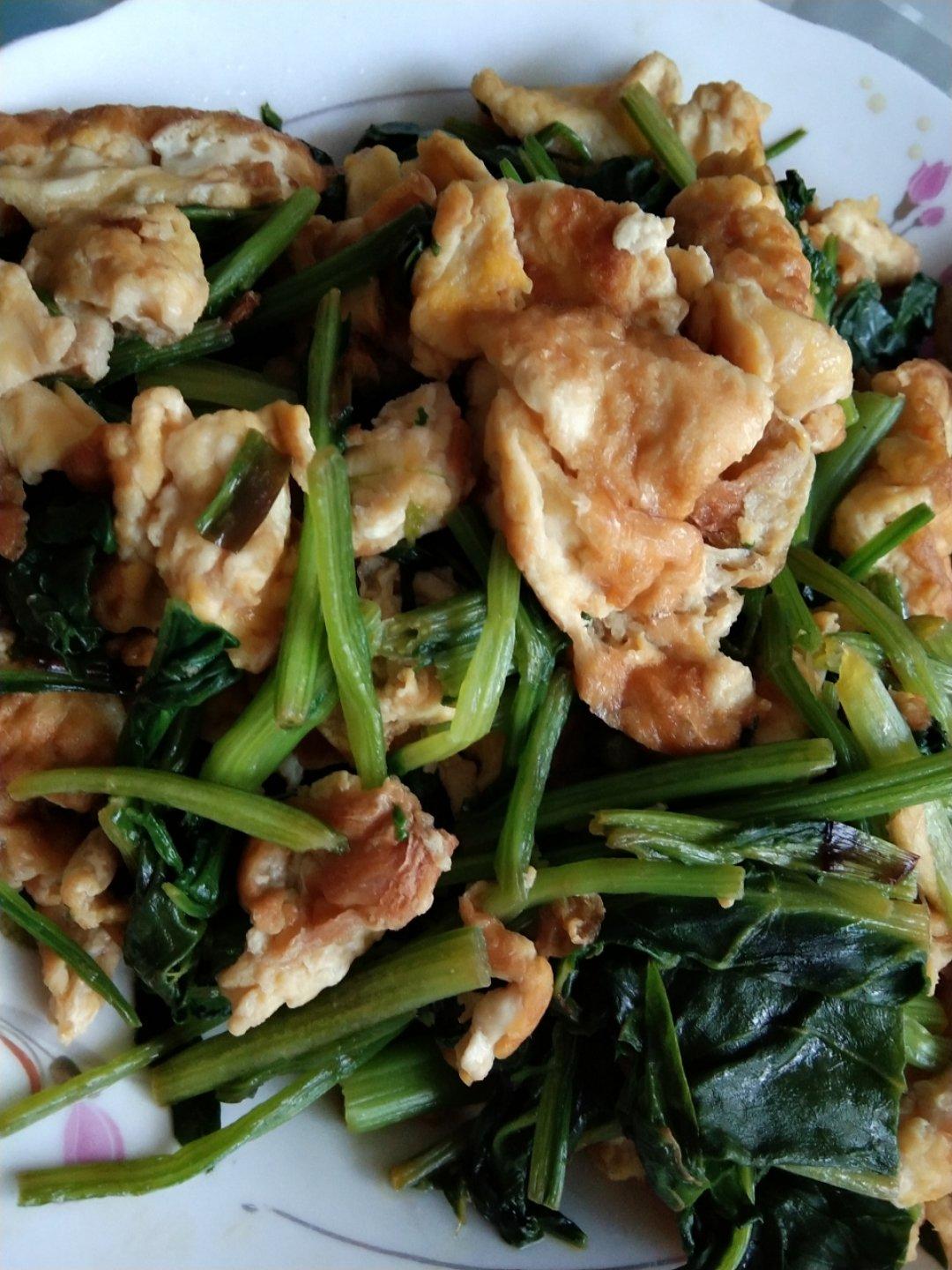 菠菜炒鸡蛋