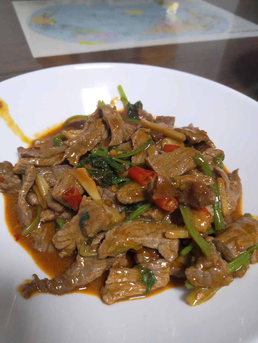 小炒黄牛肉（湘菜）