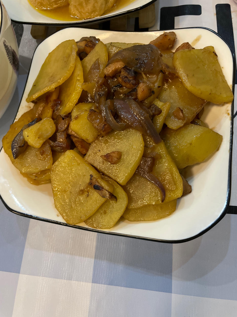 降压防癌的好食材  洋葱炒鸡蛋