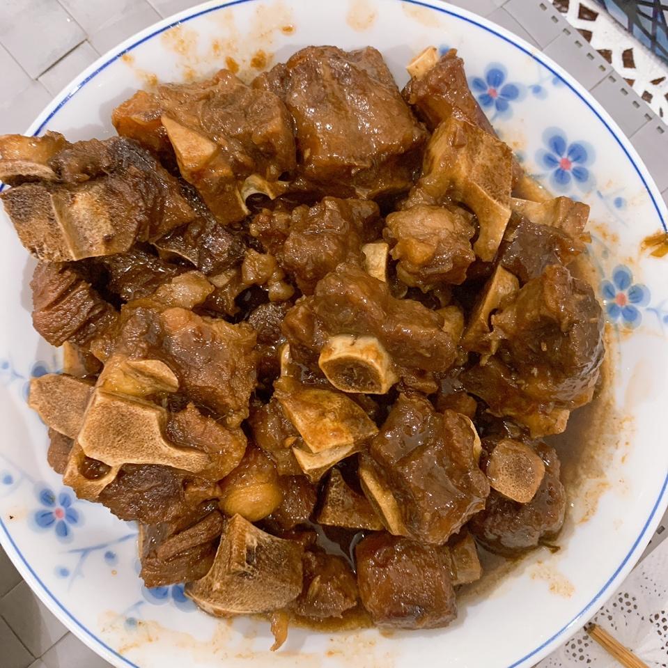 红烧牛尾