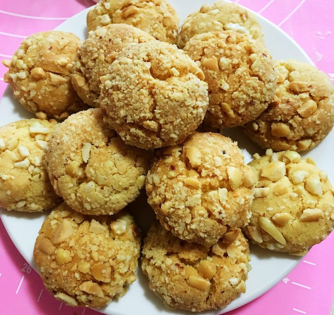 手机用户2002_01jy做的超级好吃的花生酥饼