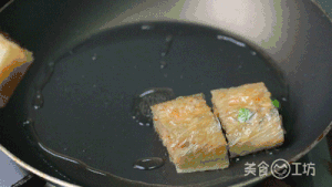 豆腐皮糯米卷-豆皮拿来卷饭吃，喷香软糯巨馋人！的做法 步骤7