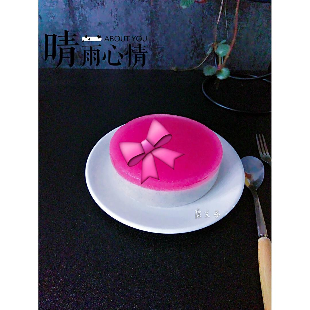 火龙果纯酸奶慕斯