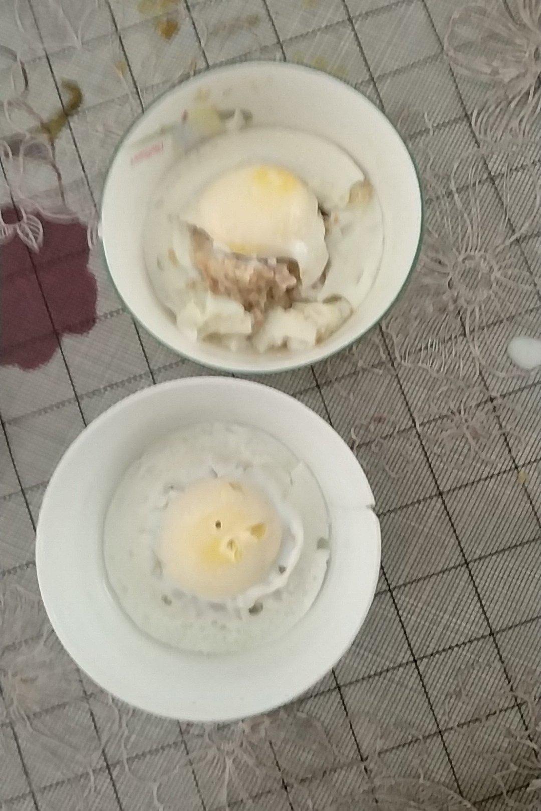微波炉鸡蛋肉饼汤