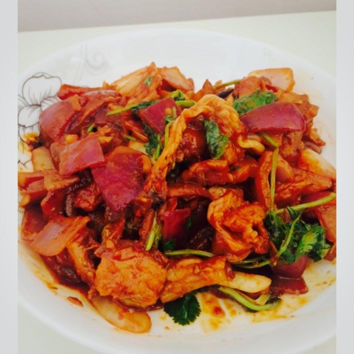 辣白菜炒五花肉