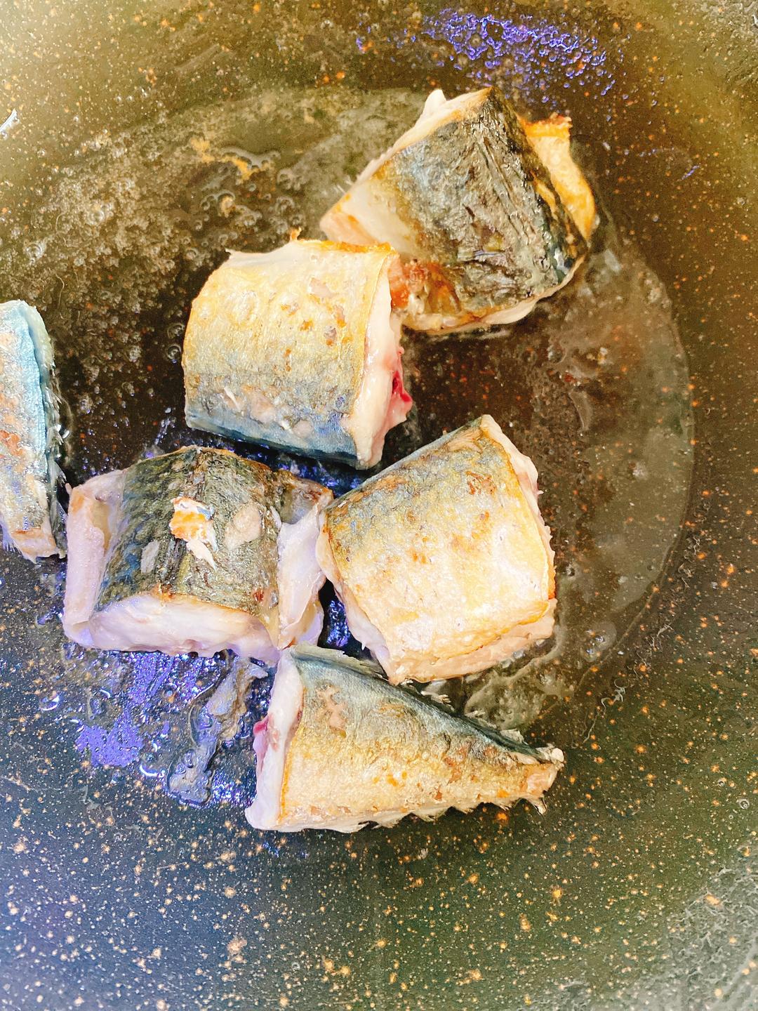95茄汁青花鱼,化骨绵掌鲭鱼9499从小吃到大的台湾罐头鱼