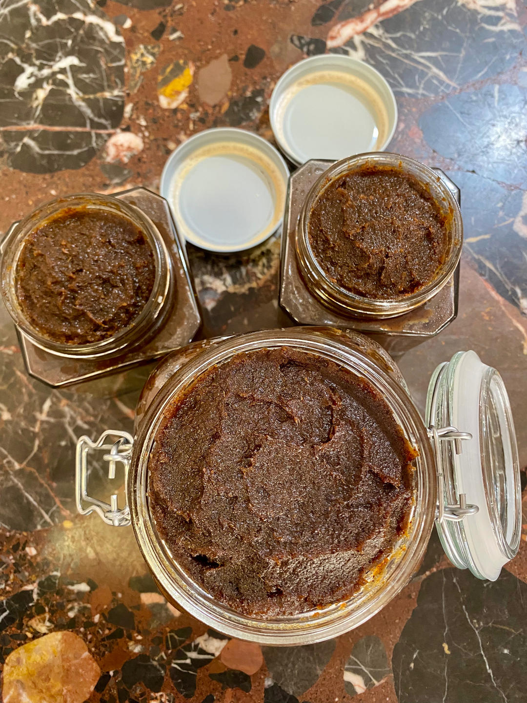 红糖姜枣膏
