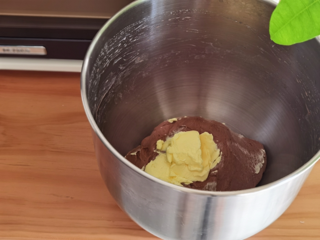 可可酥粒软欧包的做法 步骤5
