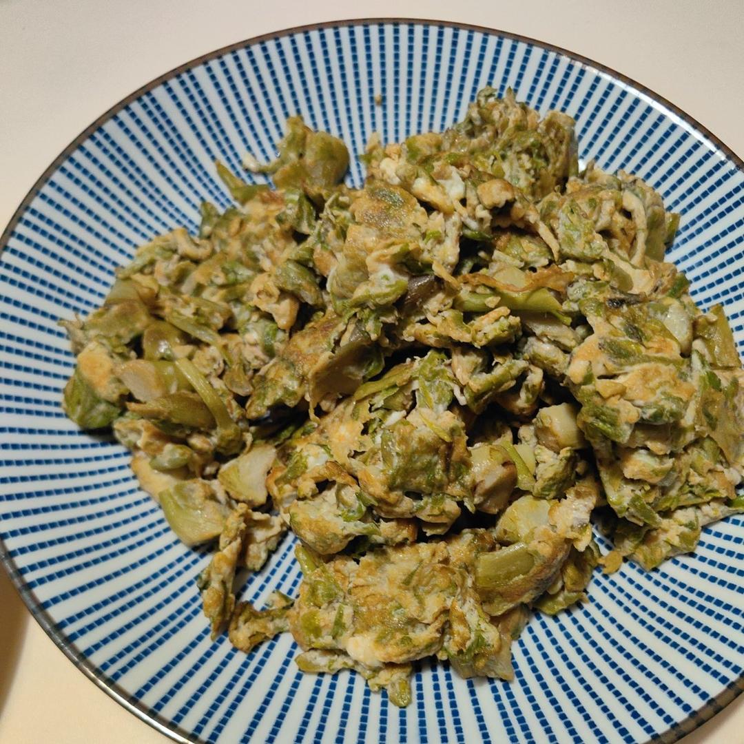 刺五加炒鸡蛋