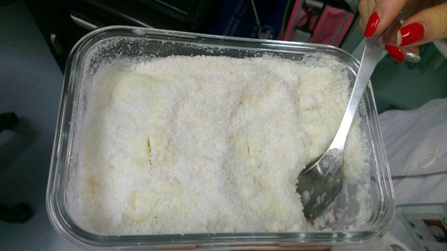 完胜85度C牛奶椰丝小方