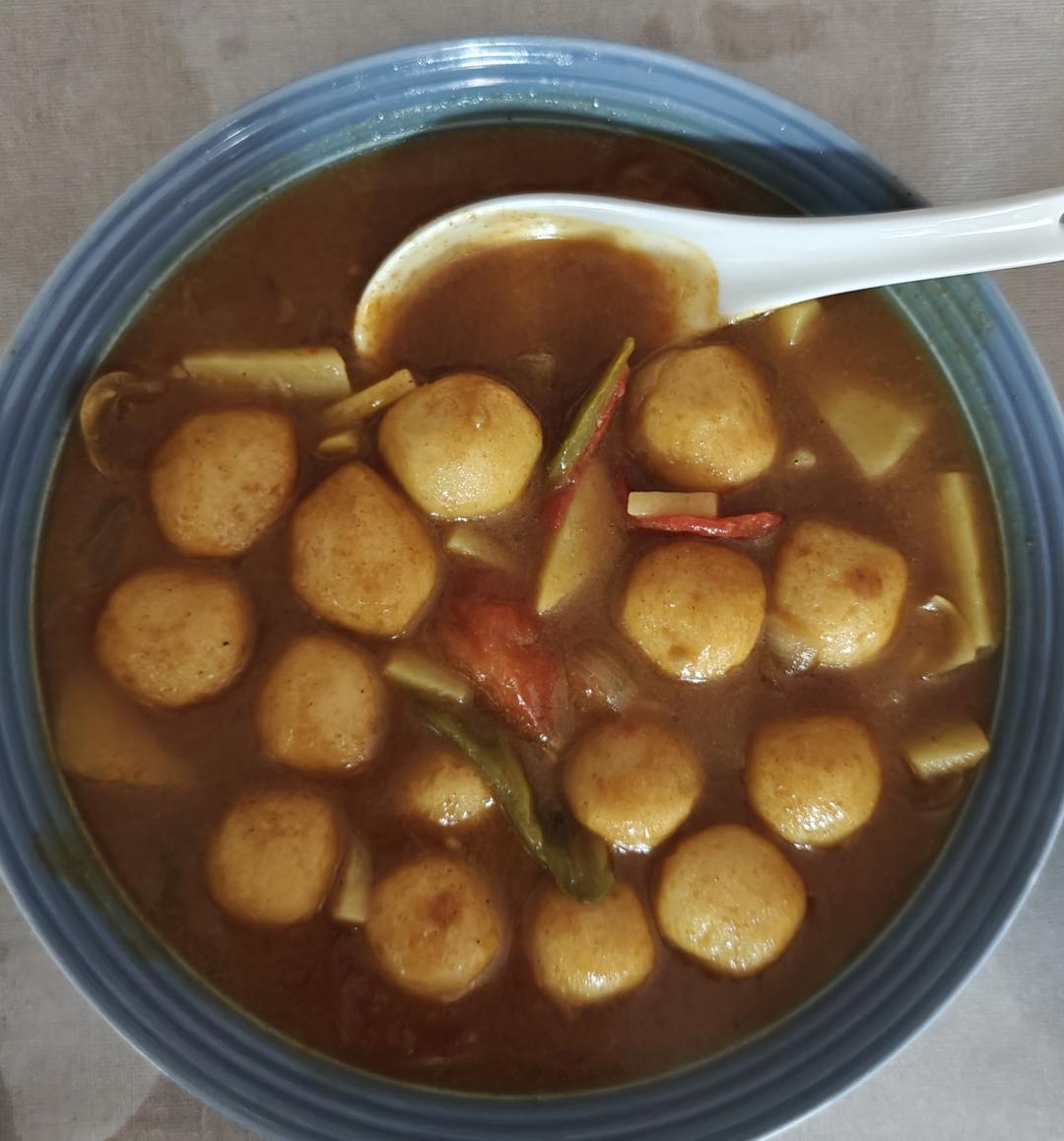 谁做都好吃的【咖喱鱼丸】