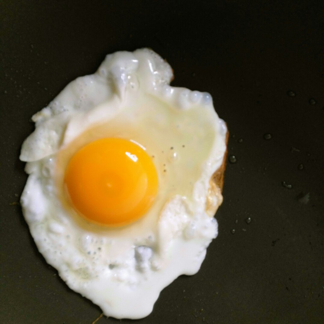 完美的煎蛋～～月亮蛋