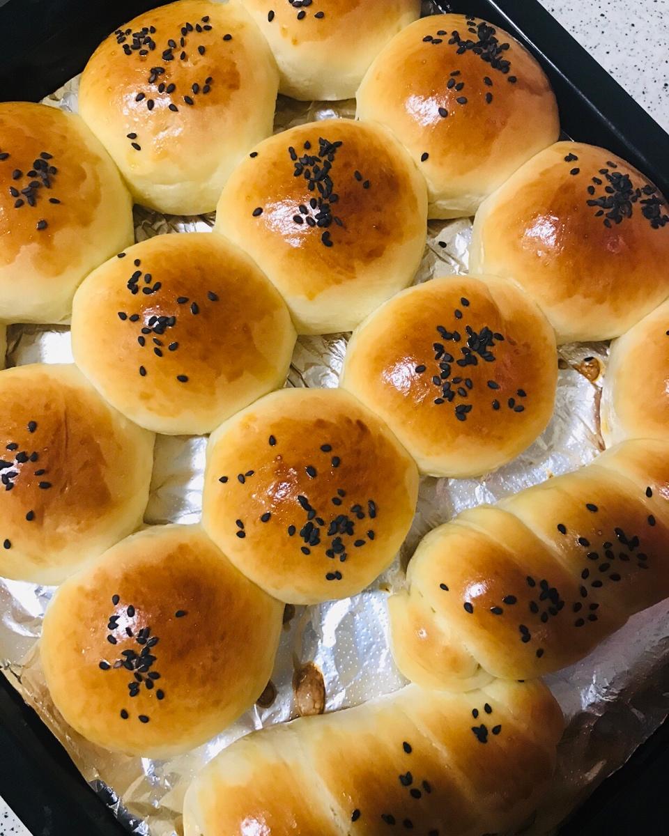 鲜奶油小餐包（一次发酵）