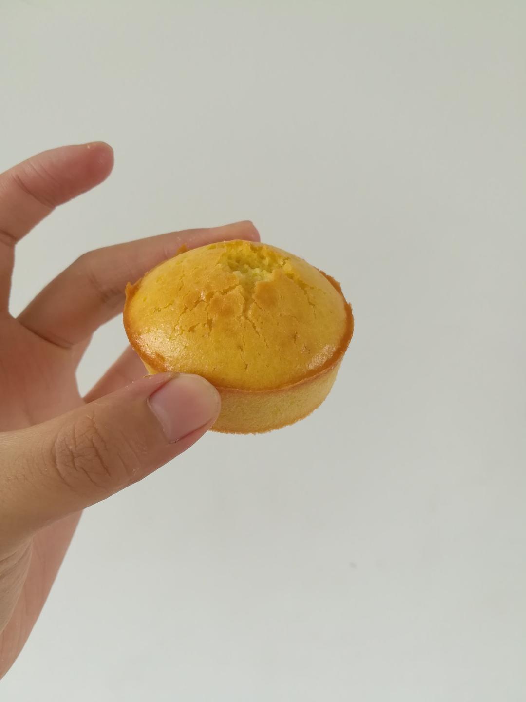 蛋香十足の海绵杯子蛋糕，伴手礼好选择。