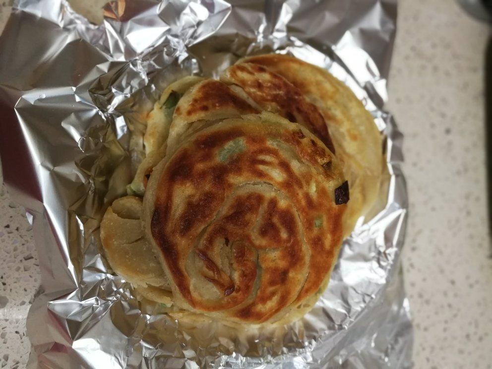 堂妈教你做飘香葱油饼