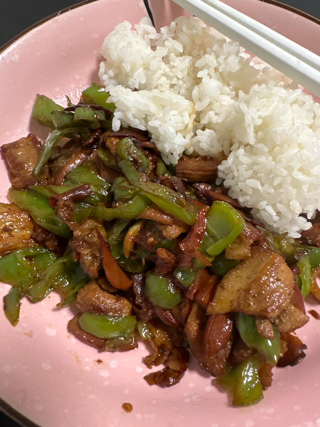 牛肝菌炒肉