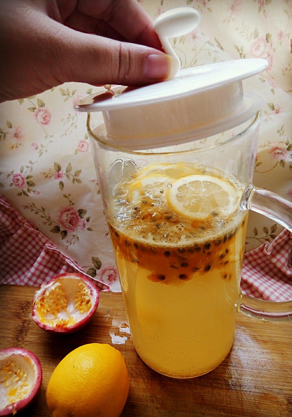 百香果蜂蜜柠檬茶的做法 步骤6