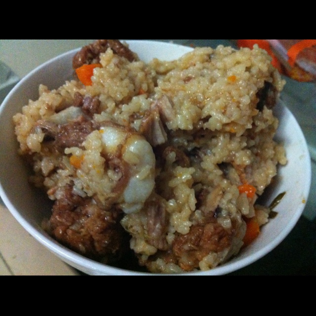 喷香排骨焖饭（爆好吃）
