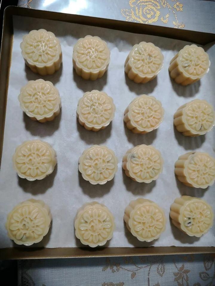 低糖少油健康美味的椰蓉广式月饼