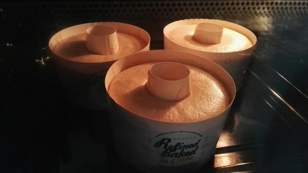 好吃到感动的咸焦糖戚风