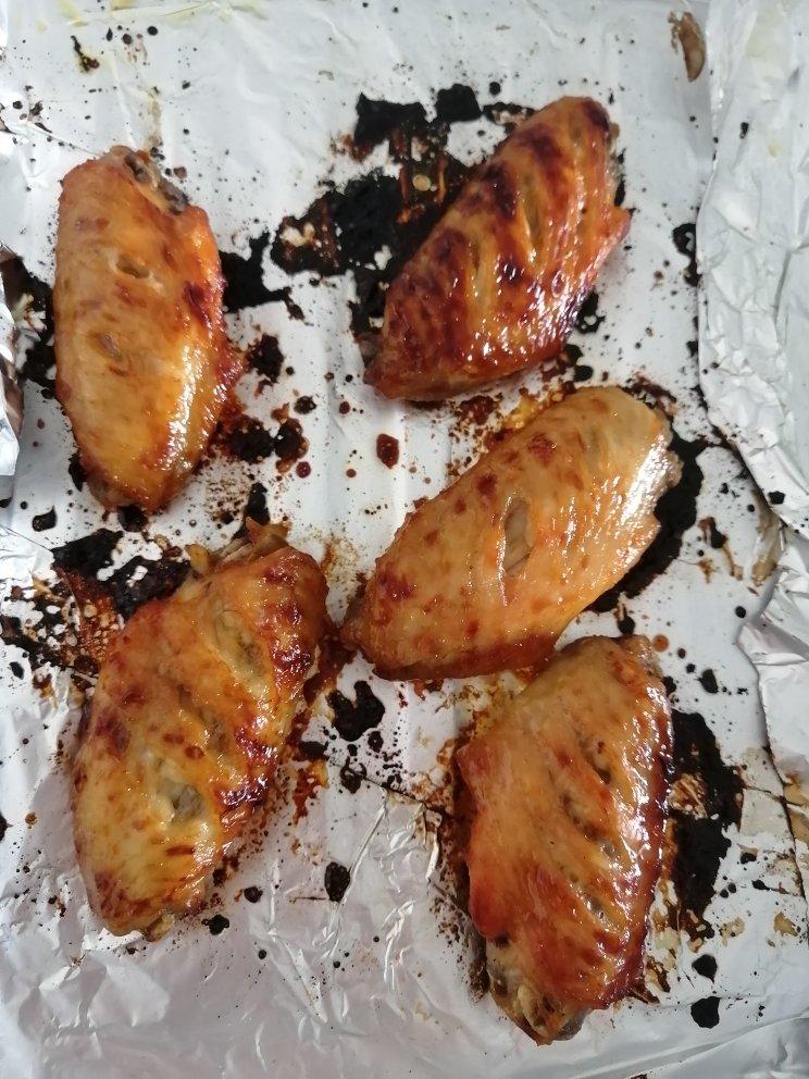 蒜香烤鸡翅｜又香又嫩