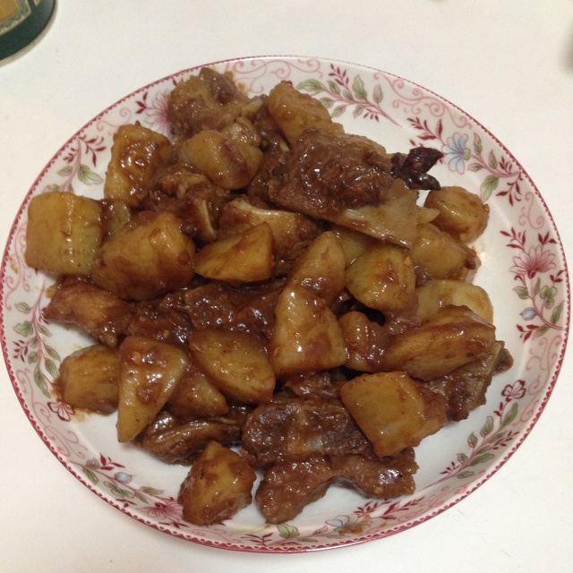 川味土豆烧排骨