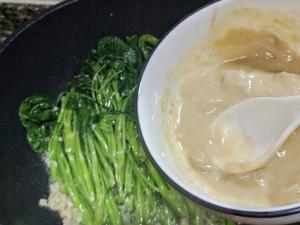 蒜蓉腐乳炒通菜（空心菜）的做法 步骤5