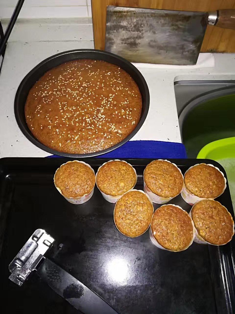 非常好吃的核桃仁枣糕。