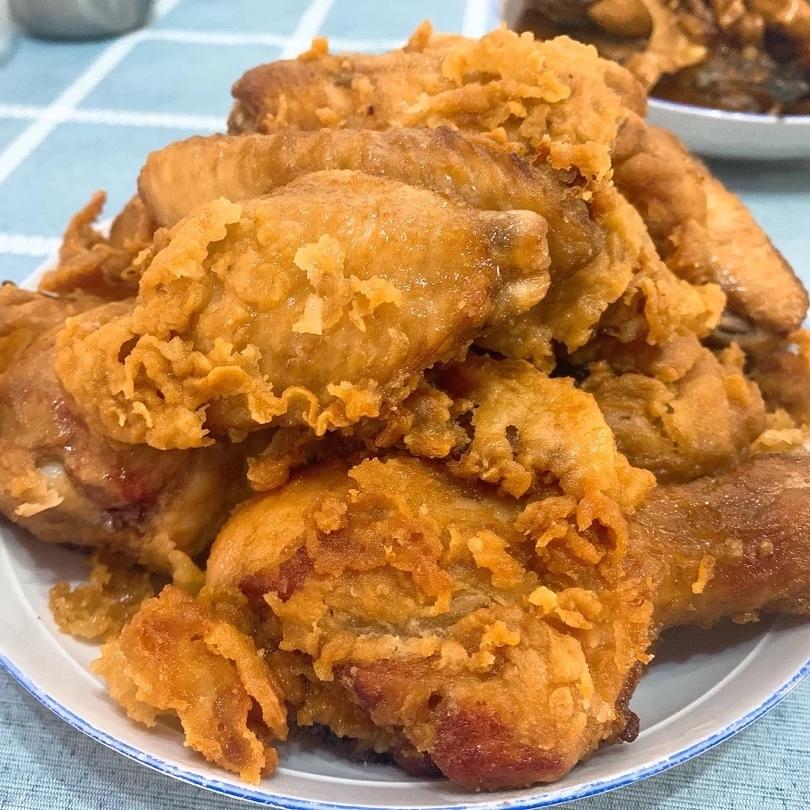 好吃到舔手指的蒜香炸鸡翅