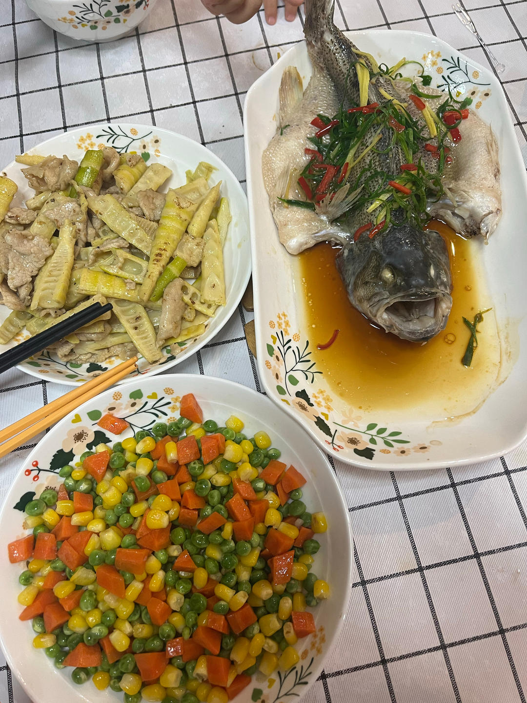 10分钟做 清蒸鲈鱼 （附切鱼图解）