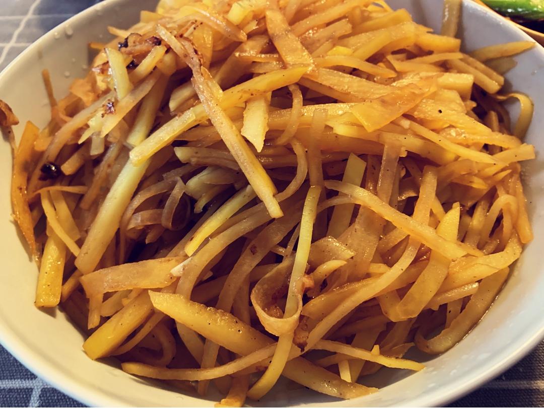 在家也能做出馆子味儿的醋溜/炝炒/酸辣土豆丝（就是那道看似简单，实则步步玄机的土豆丝）