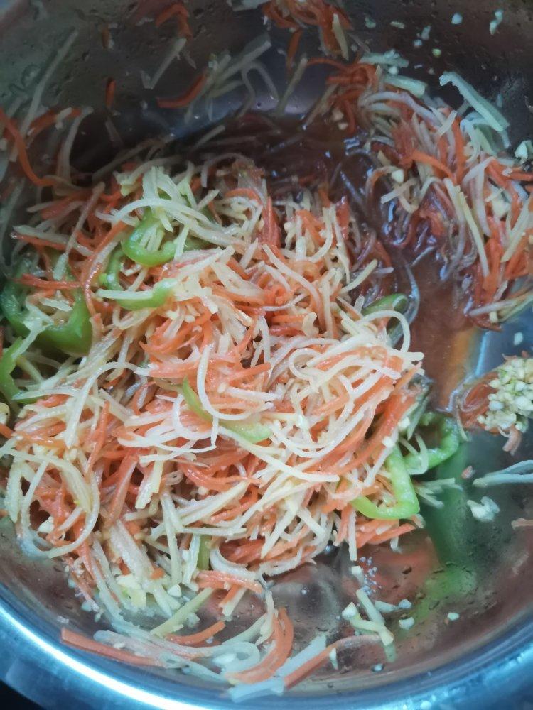 凉拌土豆丝，爽口开胃