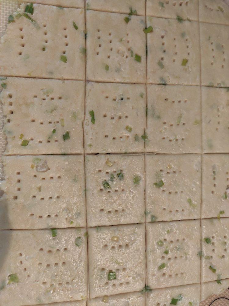 无糖葱香梳打饼干