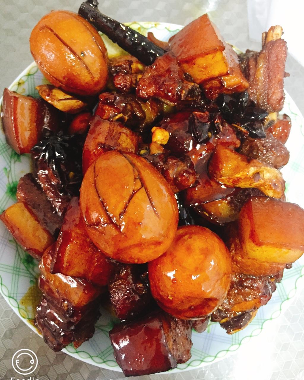 其实也不是很难的红烧肉烧蛋