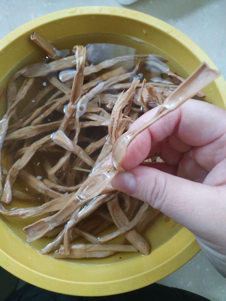 炒笋干——徽州特色菜的做法 步骤5