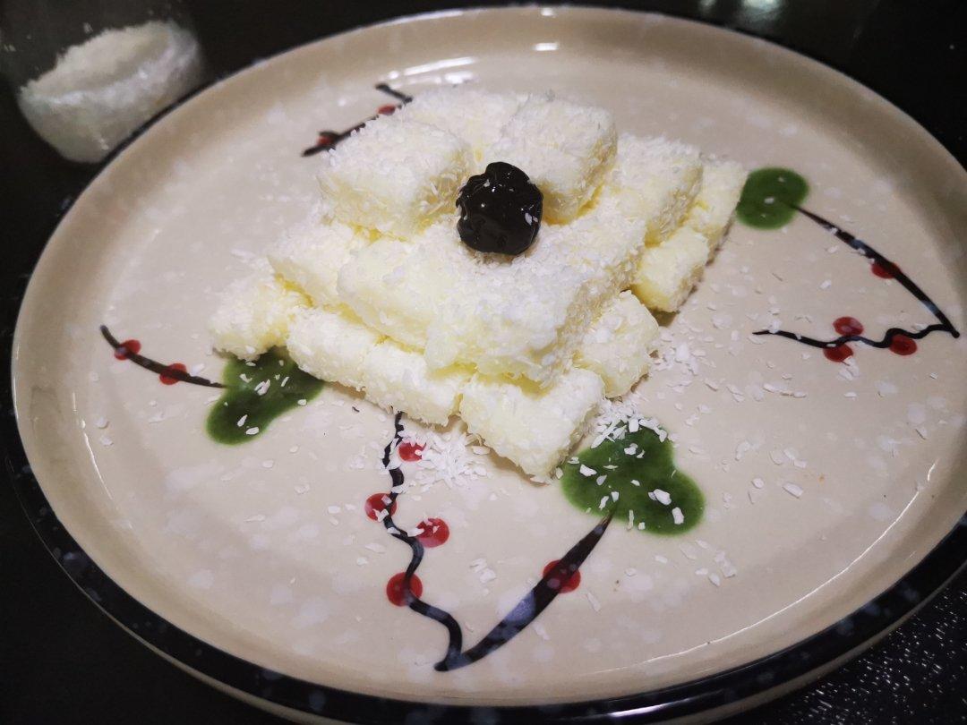 完胜85度C牛奶椰丝小方