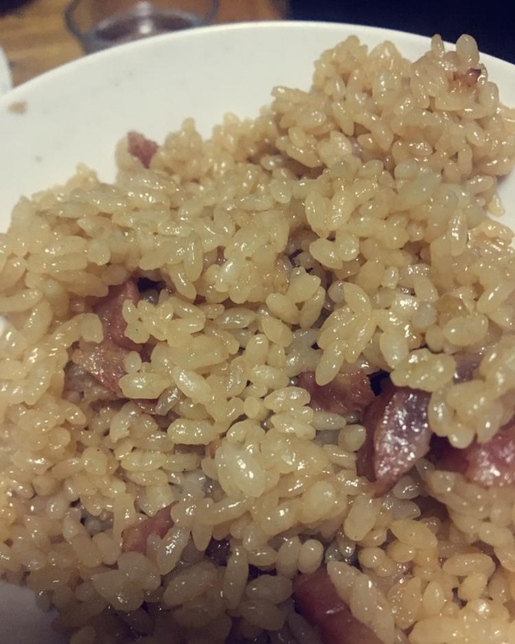 【香菇腊肠焖饭】