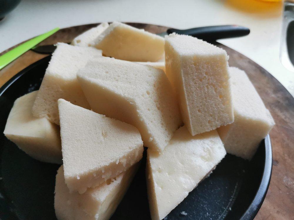 马拉糕，软糯弹韧，香甜细腻，和一般发糕不一样