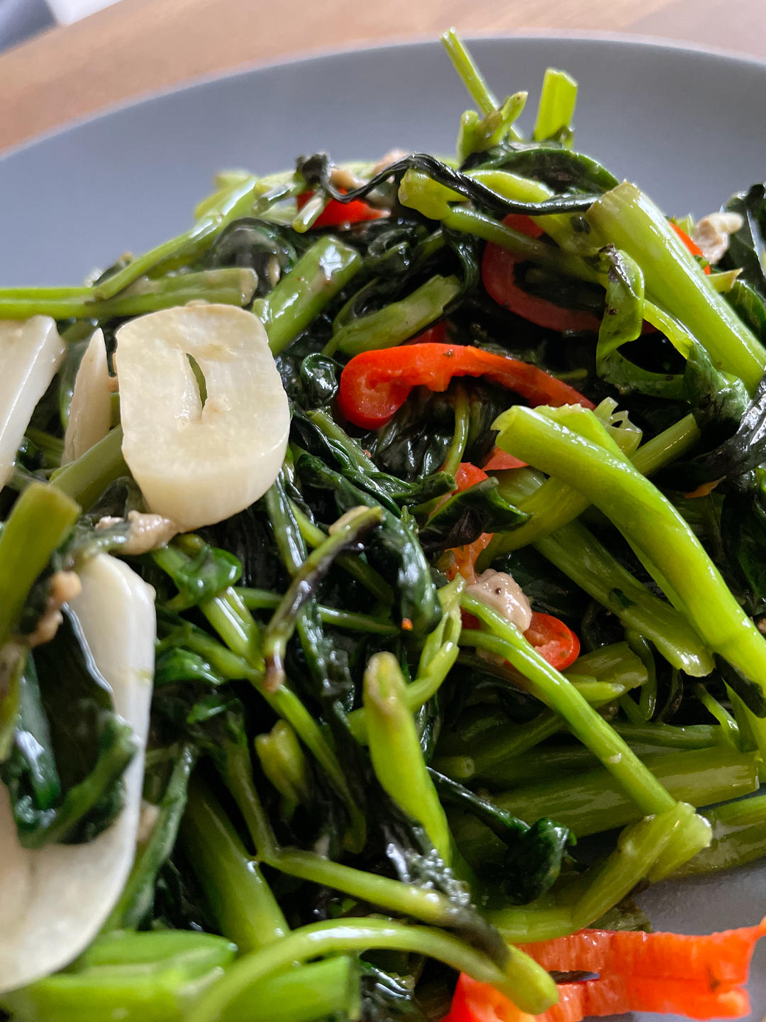 椒丝腐乳炒通菜