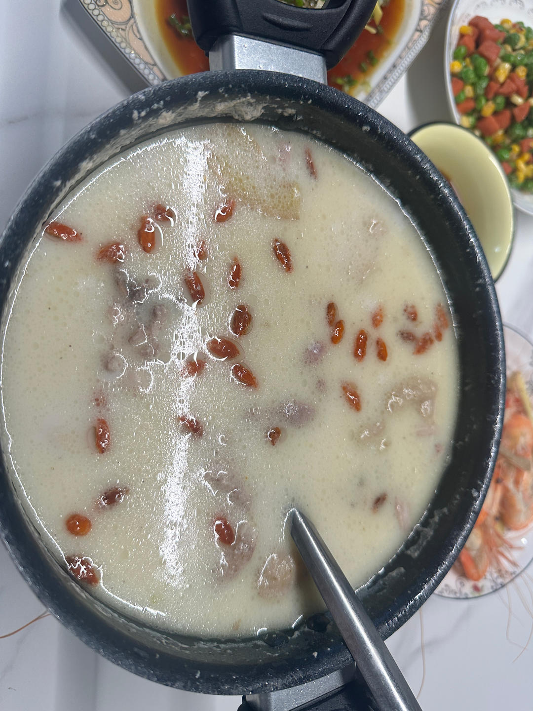 〈胡椒猪肚鸡汤〉，我超级喜欢的味道，欣小厨 😏