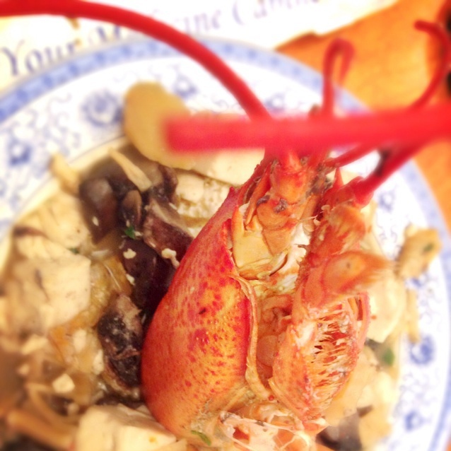 龙虾三吃新创意之一：虾籽海鲜豆腐的做法