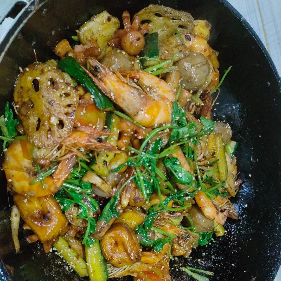 干锅鸡翅香辣虾🍤