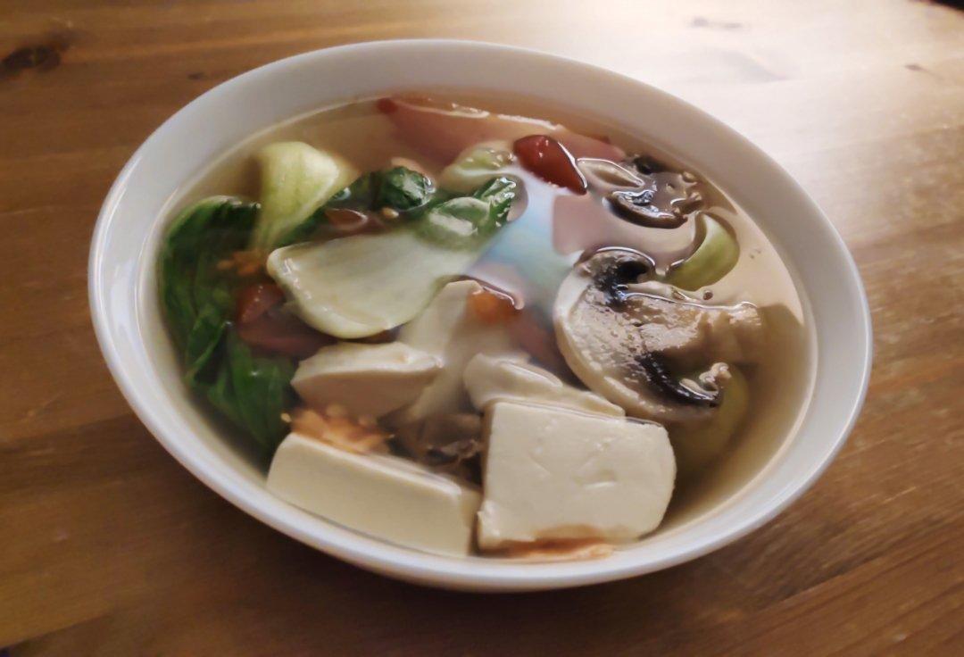 番茄青菜豆腐汤