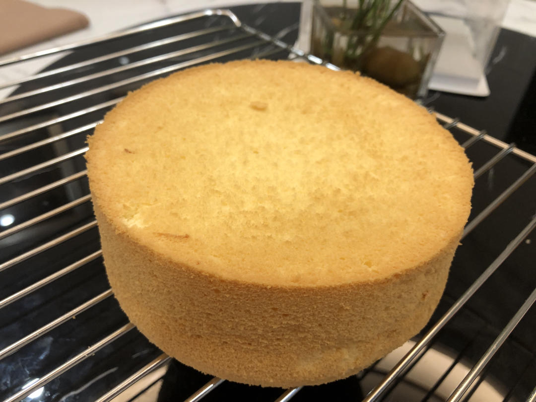 多次调整【超稳定戚风】详细大整理 各种划重点 （蛋白霜打蛋器 厨师机双版本）