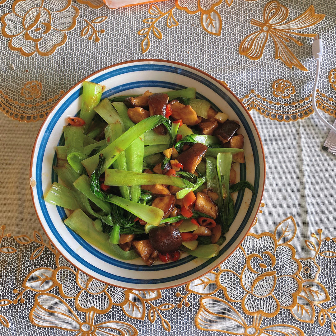 青菜烧香菇